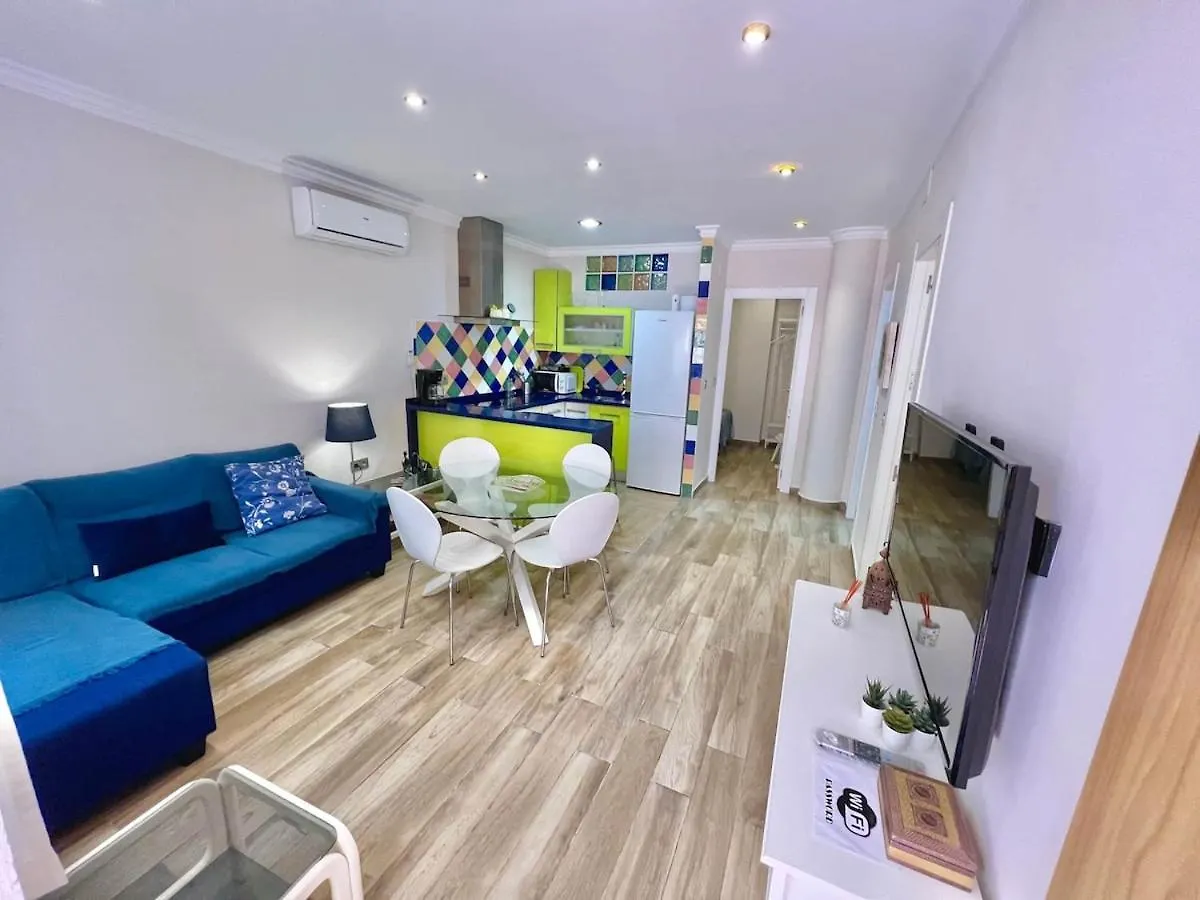 Square Central Flat La Herradura